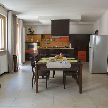 콘베르사노 Casa Domi B&B 외부 사진