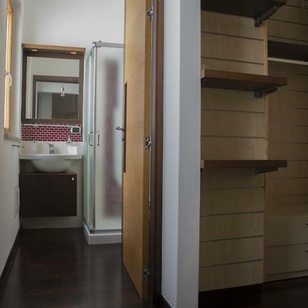 콘베르사노 Casa Domi B&B 외부 사진