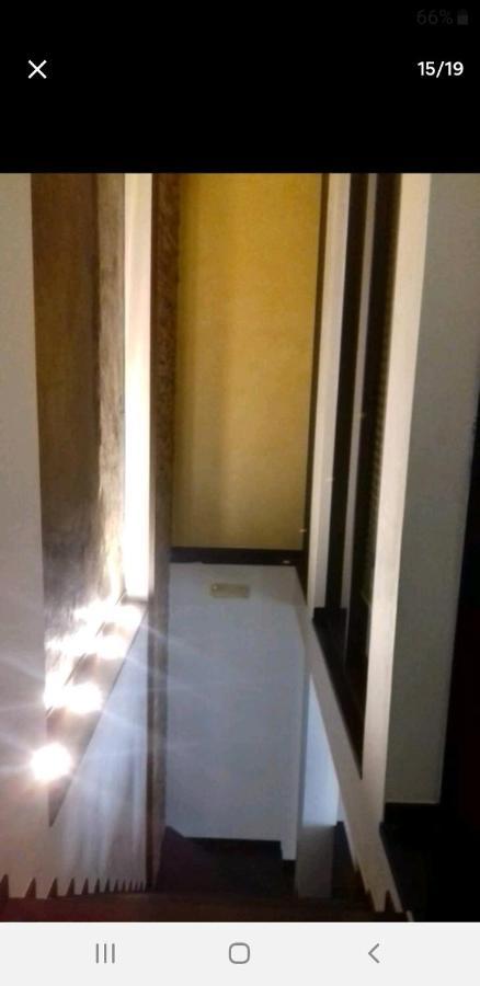 콘베르사노 Casa Domi B&B 외부 사진