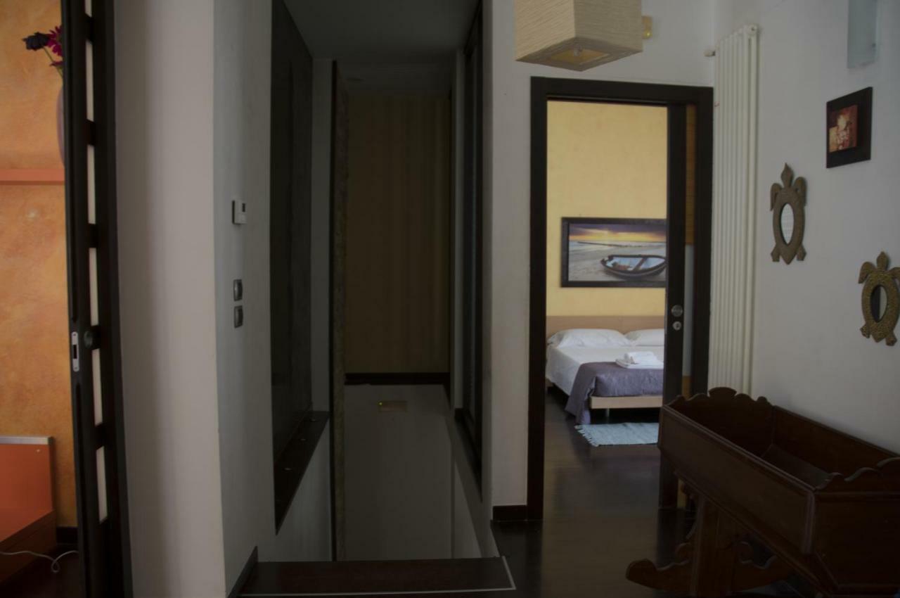 콘베르사노 Casa Domi B&B 외부 사진
