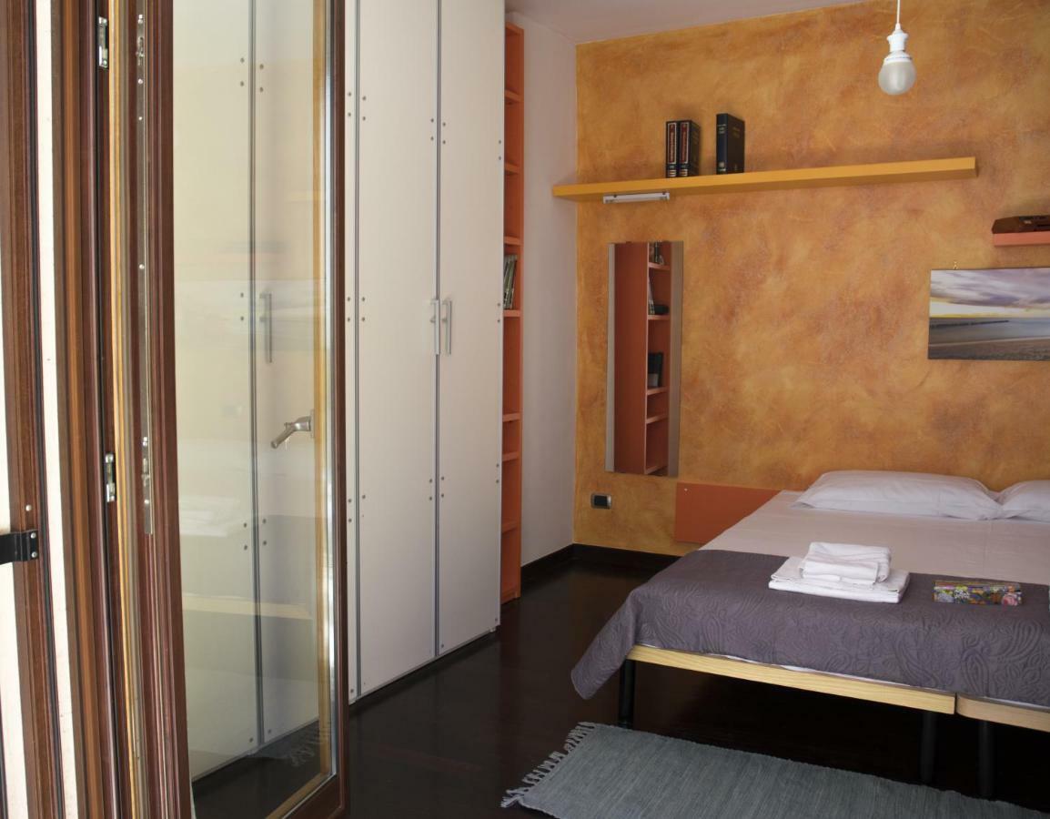 콘베르사노 Casa Domi B&B 외부 사진