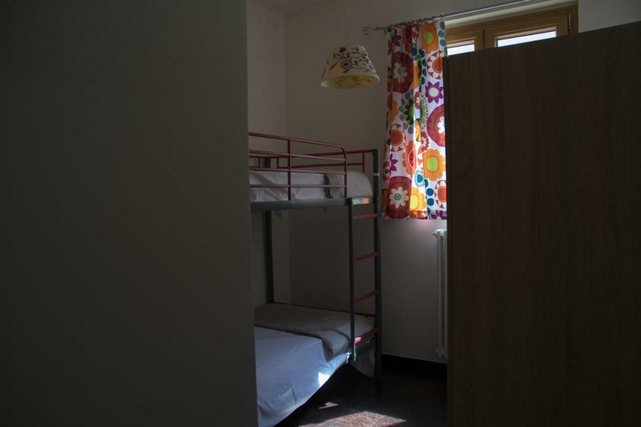 콘베르사노 Casa Domi B&B 외부 사진